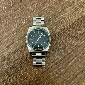 Nixon Watch
